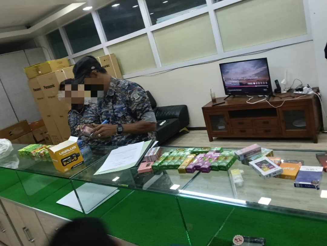 2 Premis Vape Disita Dalam Operasi Serbuan di Pasir Puteh