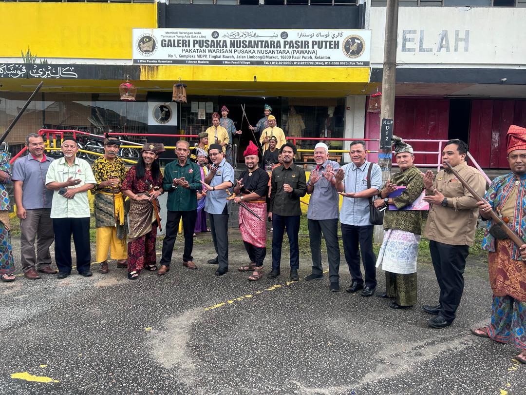 LAWATAN RASMI YB PENGERUSI JAWATANKUASA BELIA, SUKAN, NGO DAN PERPADUAN MASYARAKAT NEGERI KELANTAN KE GALERI PUSAKA NUSANTARA