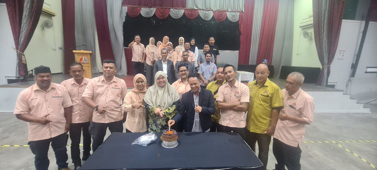 Majlis  Perhimpunan Bulanan Kakitangan Majlis Daerah Pasir Puteh