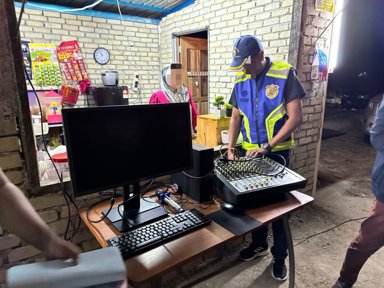 𝐎𝐏𝐄𝐑𝐀𝐒𝐈 𝐁𝐄𝐑𝐒𝐄𝐏𝐀𝐃𝐔 𝐊𝐀𝐖𝐀𝐋𝐀𝐍 𝐇𝐈𝐁𝐔𝐑𝐀𝐍